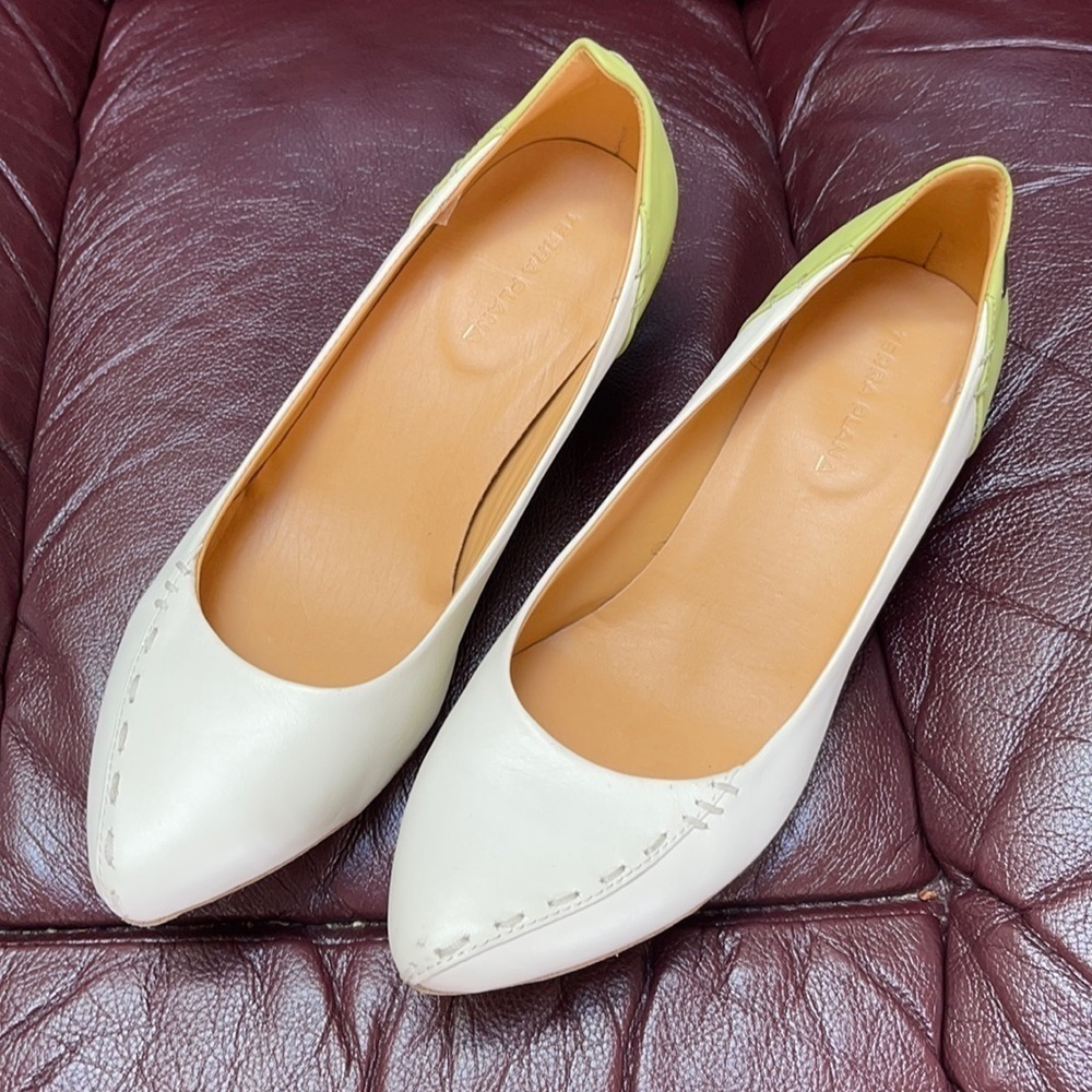 TERRA PLANA CREAM AND LIME PUMPS​​